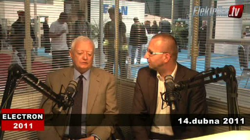 Český radioklub dostal příležitost od vystavovatele, který je zde na elektronu, prezentovat radioamatérství na veletrhu, tak aby se i široká veřejnost, která se o toto téma zajímá, dozvěděla více. Radioamatérů je v dnešní době, v České republice kolem 5000 až 6000 členů. Zajímavostí je, že radioamatéři měli jako první u nás zbudovanou digitální síť, přes kterou se dalo bez větších problémů komunikovat se světem a byl to první předchůdce internetu u nás. Stát se radioamatérem není problém, je potřeba získat technické informace, složit zkoušku, zaplatit poplatek pro možnost vysílání a poté chybí už jen samotné zařízení. Pořizovací cena se pak pohybuje v řádech tisíců až desetitisíců korun.